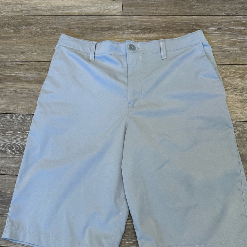 Under Armour Chino Gray Loose Fit Shorts